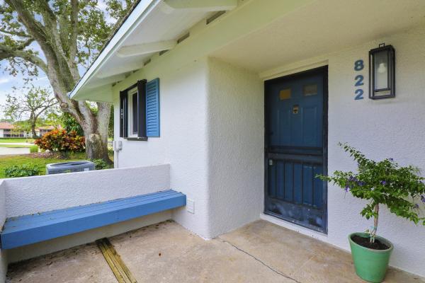 Club Cottages, 822 Club Dr, Palm Beach Gardens, Florida 33418, image 2