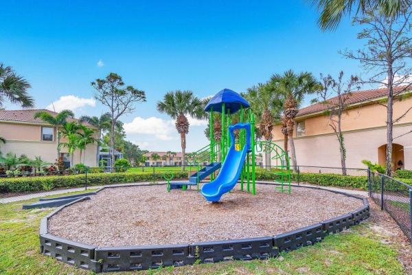 Seminole Lakes, 118 Wakulla Springs Way, Royal Palm Beach, Florida 33411, image 1