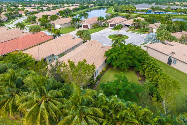 Valencia Cove, 12415 Cascade Valley Ln, Boynton Beach, Florida 33473, image 2