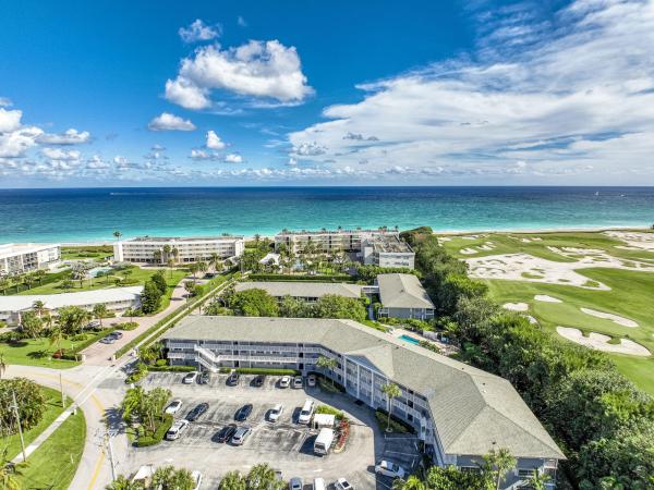 The Greenbrier, 50 Celestial Way #305, Juno Beach, Florida 33408, image 2