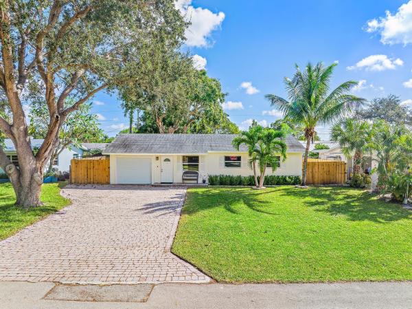 Penn Park, 408 Erie Dr, Jupiter, Florida 33458, image 1