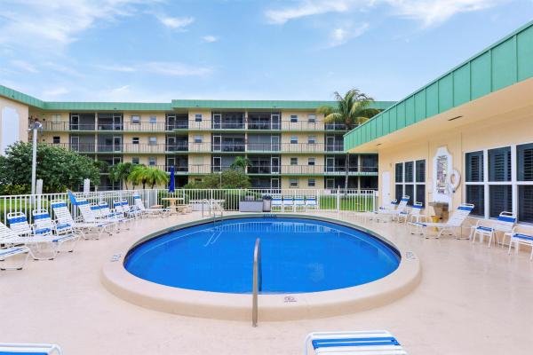 Hampton Gardens, 808 SE 7th St #102, Deerfield Beach, Florida 33441, image 1
