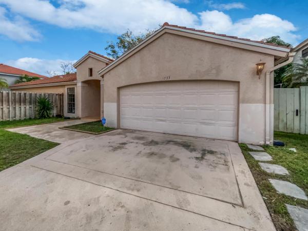 Wellington Lakes, 1733 Shoreside Cir, Wellington, Florida 33414, image 1