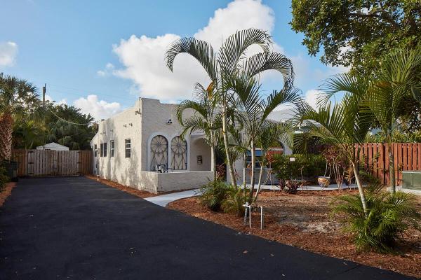 Dell Park, 214 NE 9th St, Delray Beach, Florida 33444, image 1