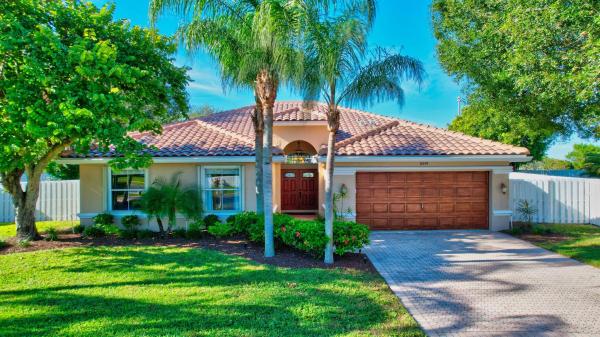 Shadow Creek Village, 6259 Shadow Tree Ln, Lake Worth Beach, Florida 33463, image 1