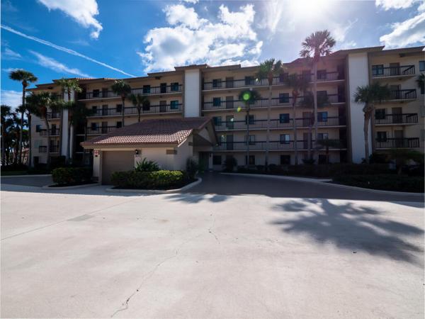 The Ocean North At The Bluffs, 301 Ocean Bluffs Blvd #402, Jupiter, Florida 33477, image 3