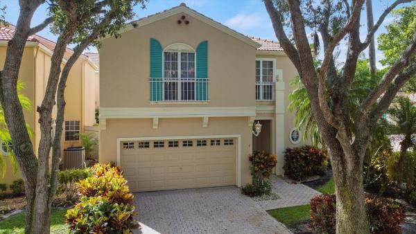 Villa D'Este, 7 Via Tivoli, Palm Beach Gardens, Florida 33418, image 1