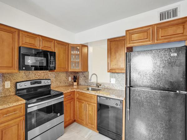 Deauville Village, 14723 Cumberland Dr #B404, Delray Beach, Florida 33446, image 1