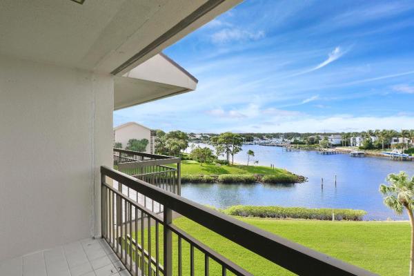 The Marina At The Bluffs, 2201 Marina Isle Way #504, Jupiter, Florida 33477, image 1