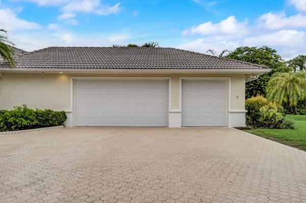 Stonewal Estates, 11558 Buckhaven Ln, Palm Beach Gardens, Florida 33412, image 2