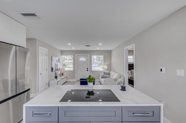 Palm Beach Square, 9518 Keating Dr, Palm Beach Gardens, Florida 33410, image 1