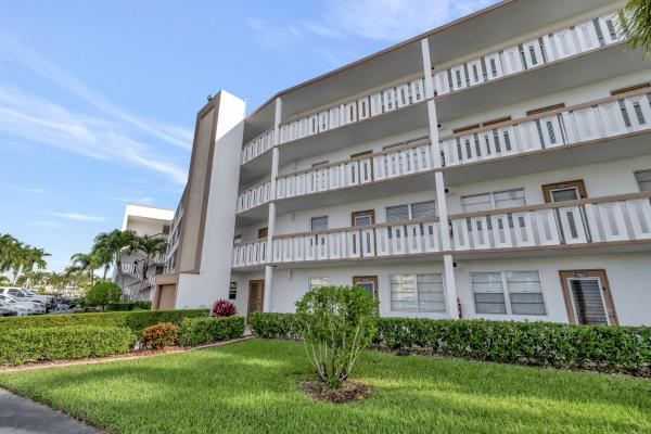 Cornwall At Century Village, 4006 Cornwall A, Boca Raton, Florida 33434, image 1