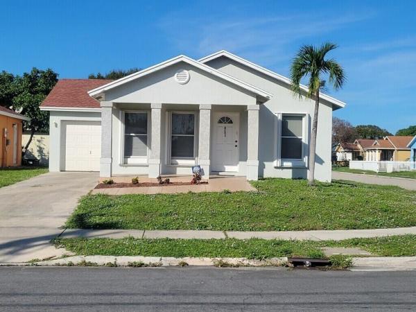 Freshwater Lakes, 921 10th St, West Palm Beach, Florida 33401, image 1