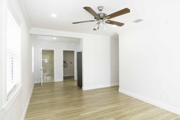South Middle River, 1516 NW 5th Ave, Fort Lauderdale, Florida 33311, image 2