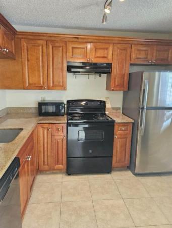 Pine Lake, 140 NW 93rd Ave #105, Pembroke Pines, Florida 33024, image 1