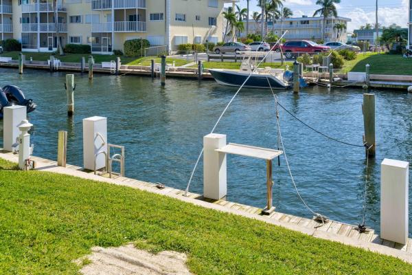 Shore Club, 110 Shore Ct #208, North Palm Beach, Florida 33408, image 1