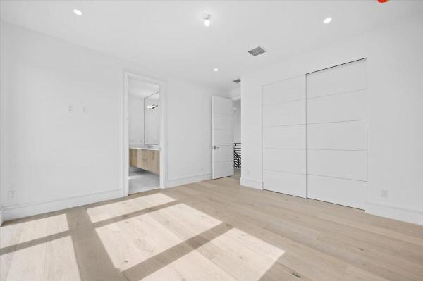 Ellamar, 364 Ellamar Rd, West Palm Beach, Florida 33405, image 2