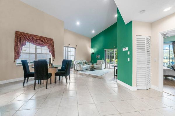 Villa Del Sol At Boca Pointe, 23173 Via Stel, Boca Raton, Florida 33433, image 2