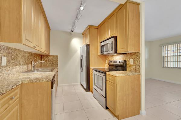 Wolverton At Century Village, 1091 Wolverton E, Boca Raton, Florida 33434, image 1