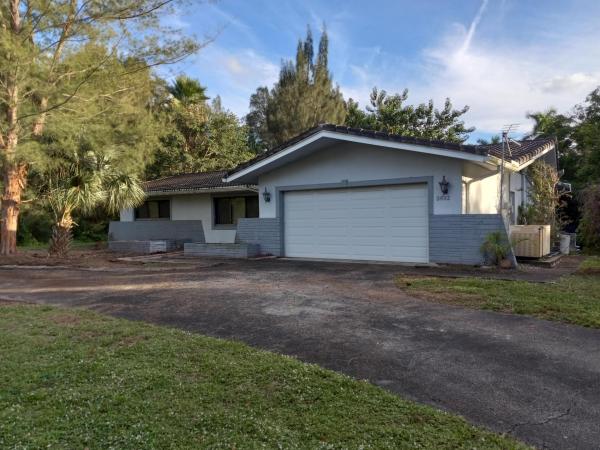 Kingsland, 3892 Frances Dr, Delray Beach, Florida 33445, image 2