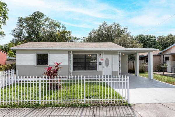 North Hollywood, 317 SW 13th St, Dania Beach, Florida 33004, image 1