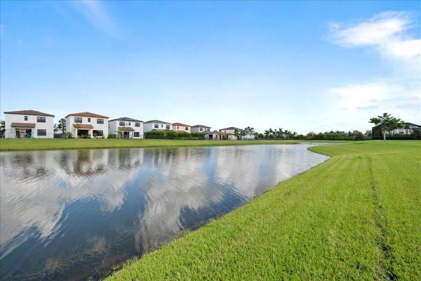 Cresswind Palm Beach, 16124 Key Biscayne Ln, Westlake, Florida 33470, image 1