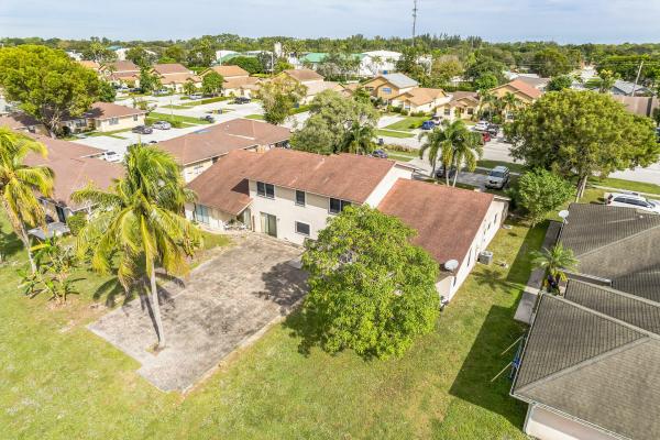 South Shore Of Wellington, 1303 White Pine Dr, Wellington, Florida 33414, image 3