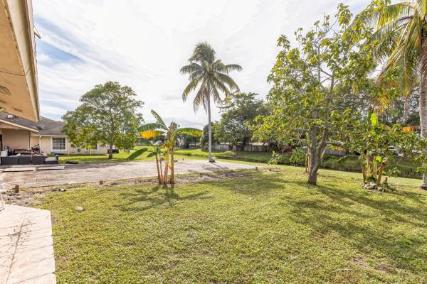 South Shore Of Wellington, 1303 White Pine Dr, Wellington, Florida 33414, image 2