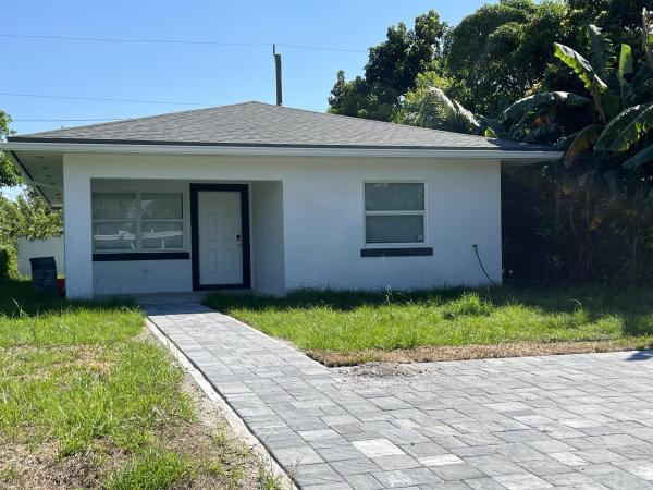 Ridge Grove, 1090 Highland Rd, Lantana, Florida 33462, image 1