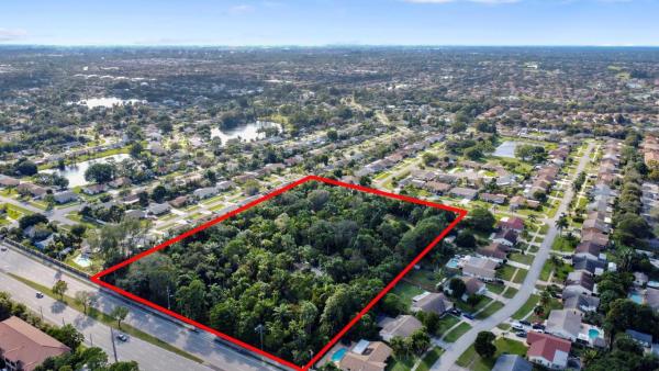 Lake Worth Beach No HOA, 6285 S Military Trl, Lake Worth Beach, Florida 33463, image 1