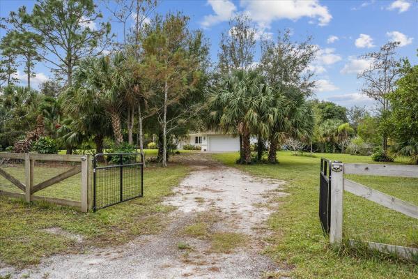 Palm Beach Little Ranches, 497 W Rambling Dr, Wellington, Florida 33414, image 1