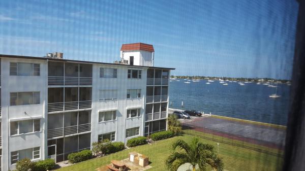 Regency Surf & Racquet Club, 4500 N Flagler Dr #C21, West Palm Beach, Florida 33407, image 1