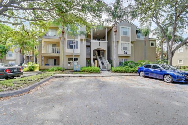 Verano At Delray, 1725 Palm Cove Blvd #2-302, Delray Beach, Florida 33445, image 1