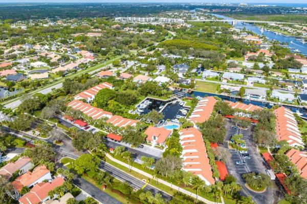 Mariners Cove, 2439 Treasure Isle Dr #6, Palm Beach Gardens, Florida 33410, image 1