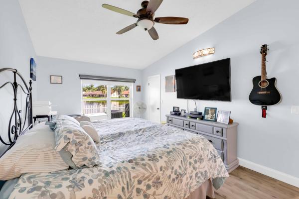 28 Camden Ln, Boynton Beach, Florida 33426, image 1