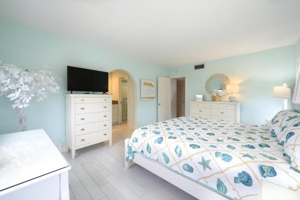 Ports O'Call, 29 Yacht Club Dr #408, North Palm Beach, Florida 33408, image 1
