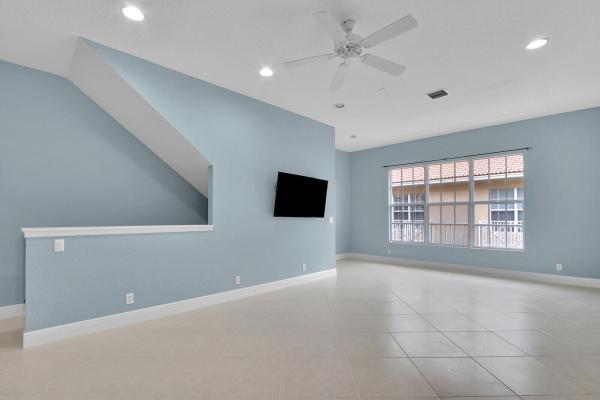Cielo Townhomes, 5106 Artesa Way W, Palm Beach Gardens, Florida 33418, image 2