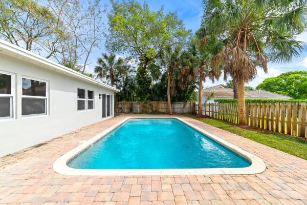 Palm Beach Gardens No HOA, 2394 Niki Jo Ln, Palm Beach Gardens, Florida 33410, image 1