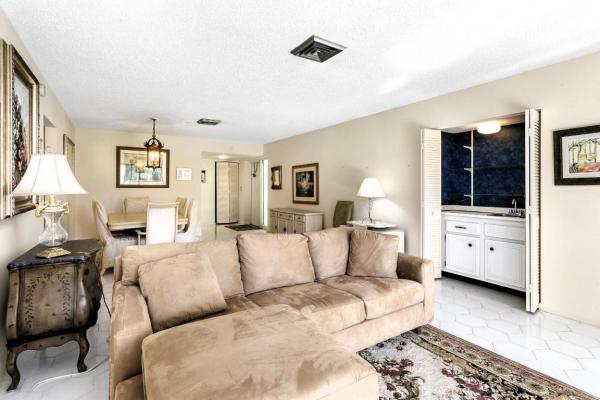 Garden Court Villas, 1714 Consulate Pl #203, West Palm Beach, Florida 33401, image 1