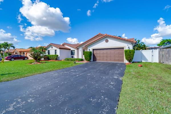 Waverly Hundred, 15823 Stonetower St, Davie, Florida 33331, image 1