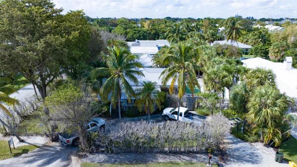 Las Palmas, 402 Palm Trl, Delray Beach, Florida 33483, image 2