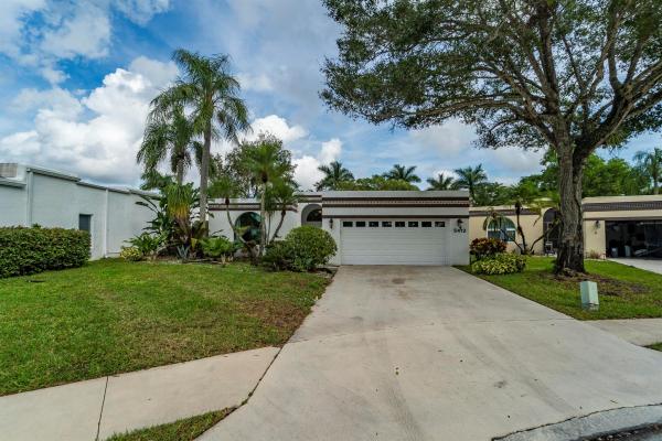 The Atriums At The Fountains Of Palm Beach, 5412 San Roma Cir, Lake Worth Beach, Florida 33467, image 1