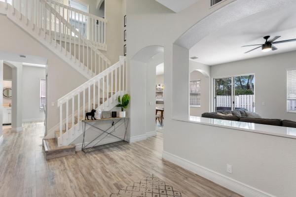 Victoria At Lakes Of Laguna, 5192 Victoria Cir, West Palm Beach, Florida 33409, image 1