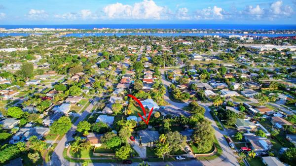 Lantana Heights, 732 S 10th Pl, Lantana, Florida 33462, image 1