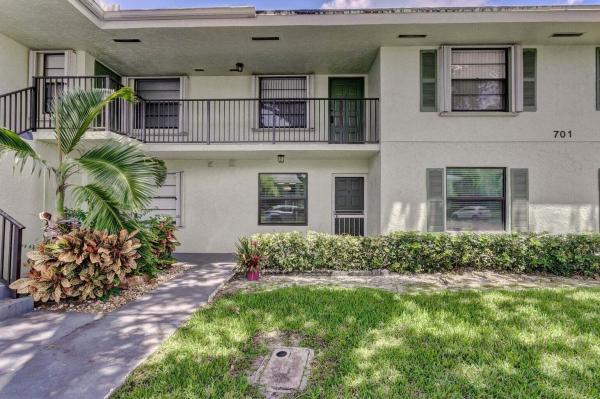 Sabal Ridge, 701 Sabal Ridge Cir #B, Palm Beach, Florida 33418, image 1