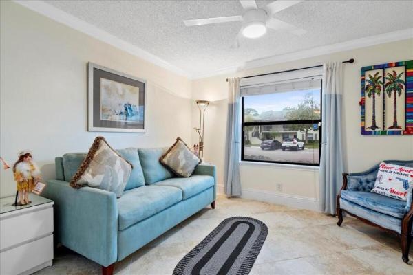 Sabal Ridge, 701 Sabal Ridge Cir #B, Palm Beach Gardens, Florida 33418, image 3
