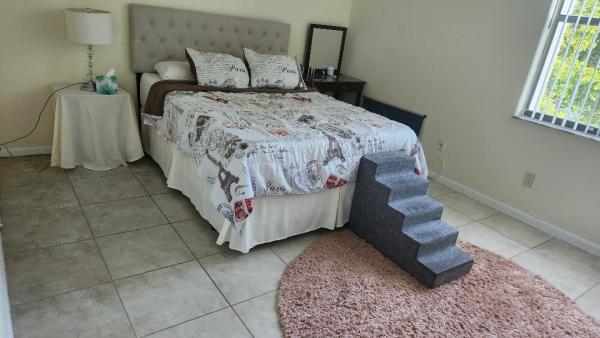 Lakeside At Delray, 2025 Lavers Cir #D409, Delray Beach, Florida 33444, image 1