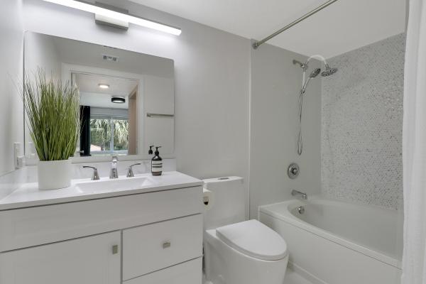 Mirabella Villas, 1111 Villa Ln, Boynton Beach, Florida 33435, image 2