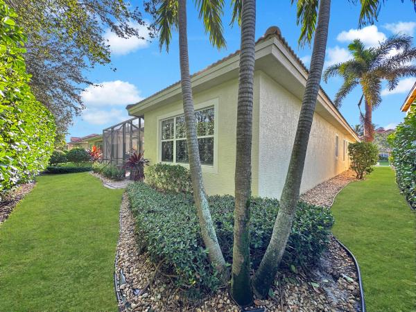Paloma, 12049 Aviles Cir, Palm Beach Gardens, Florida 33418, image 2