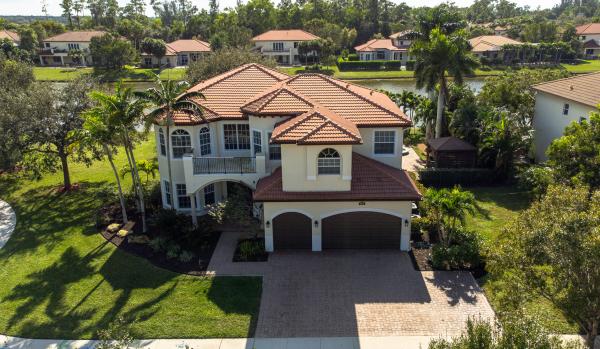 Woodslanding, 8044 Woodslanding Trl, West Palm Beach, Florida 33411, image 2